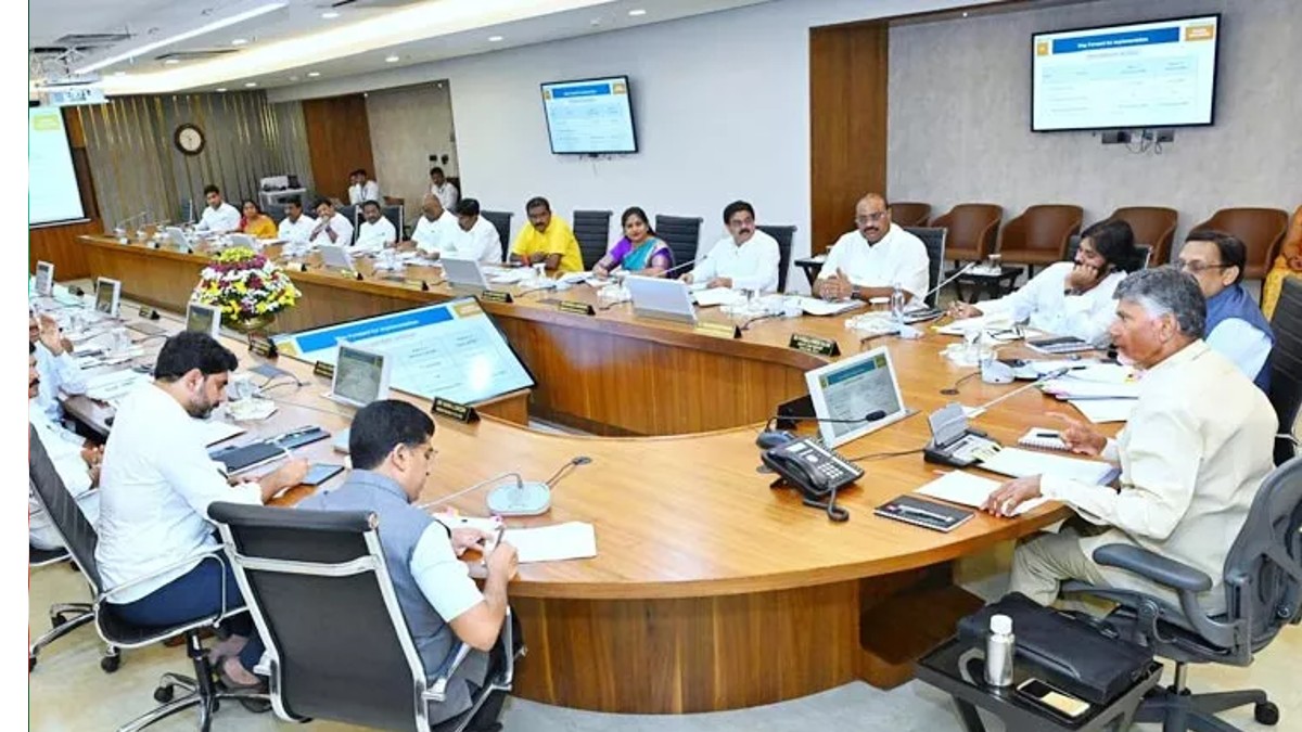 Andhra Pradesh Cabinet Meeting: మెగా డీఎస్సీ, పెన్షన్ల పెంపుకు ఏపీ కేబినెట్‌ ఆమోదం, ఏపీ మంత్రివర్గ సమావేశం తీసుకున్న నిర్ణయాలు ఇవే..